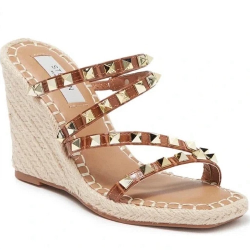 Steve Madden Keina Studded Wedge Sandal In Brown Cognac Croc